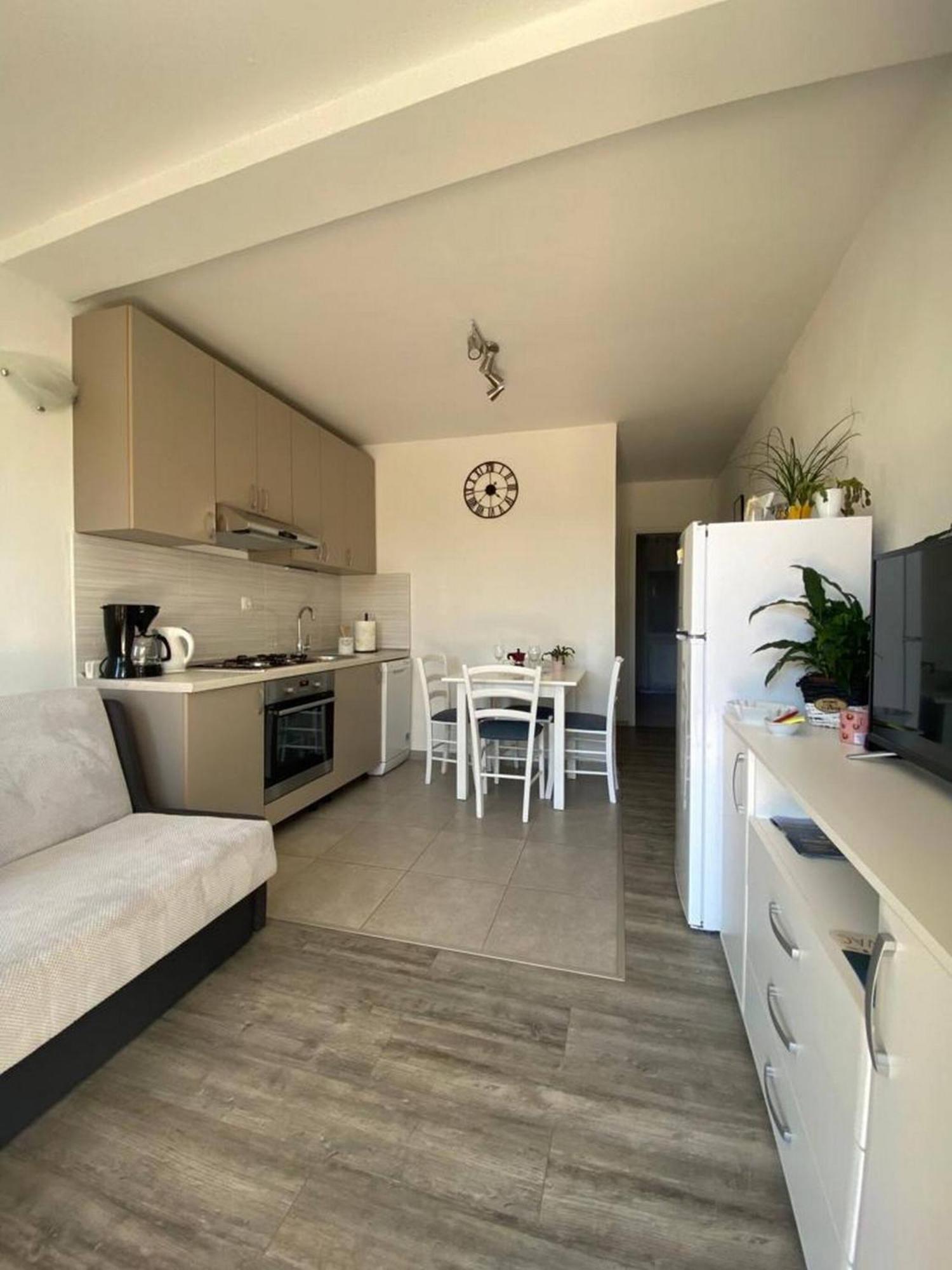 Rural Apartment Ante Drniš Eksteriør billede