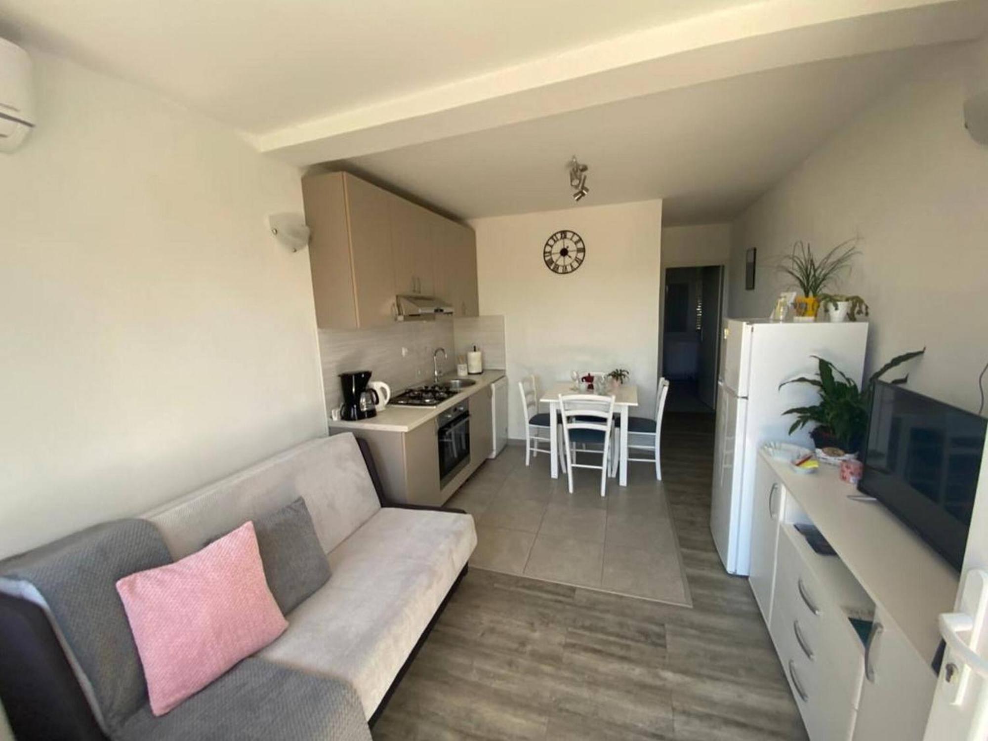 Rural Apartment Ante Drniš Eksteriør billede
